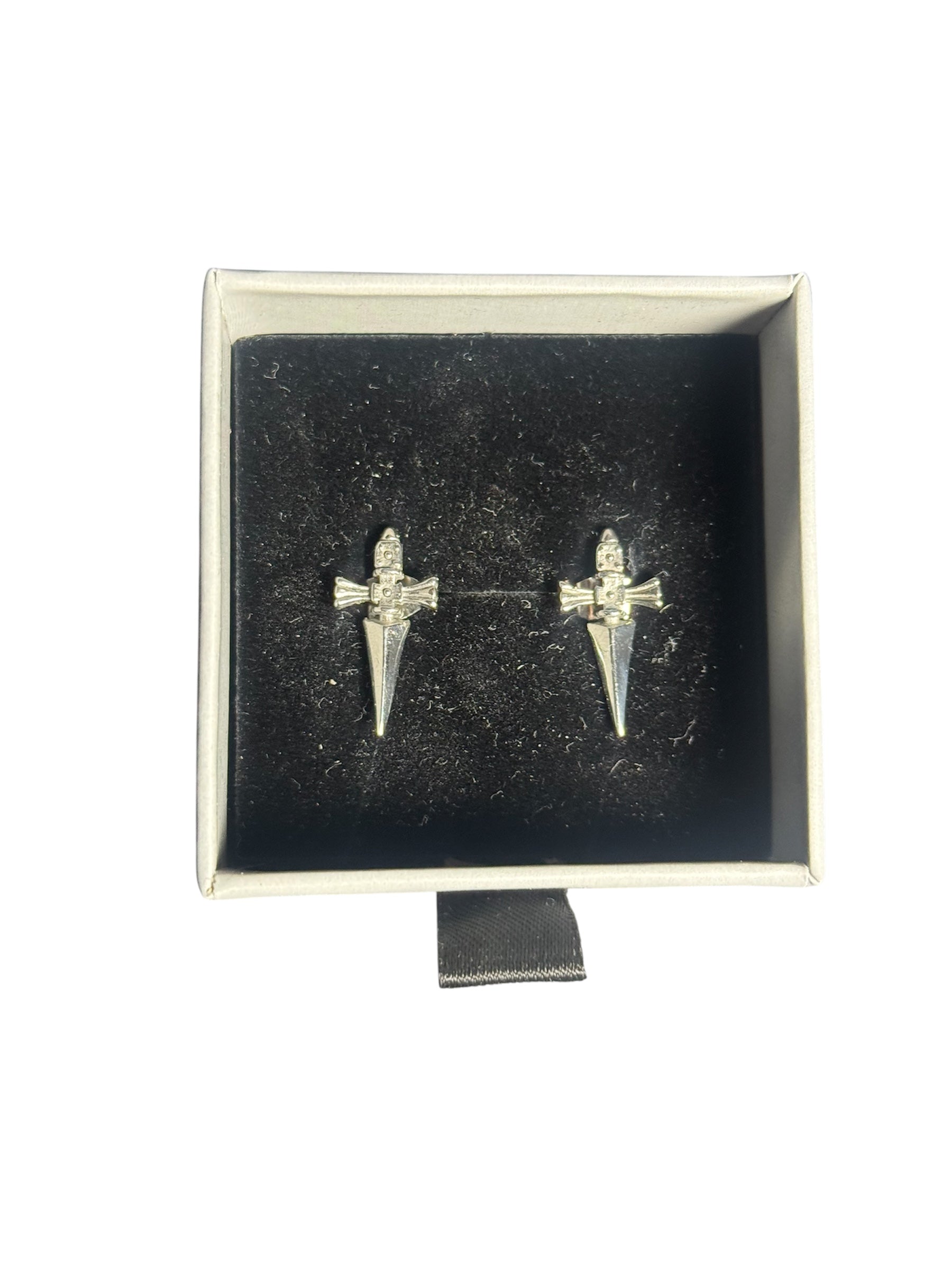 SCARLET EYE EARRINGS